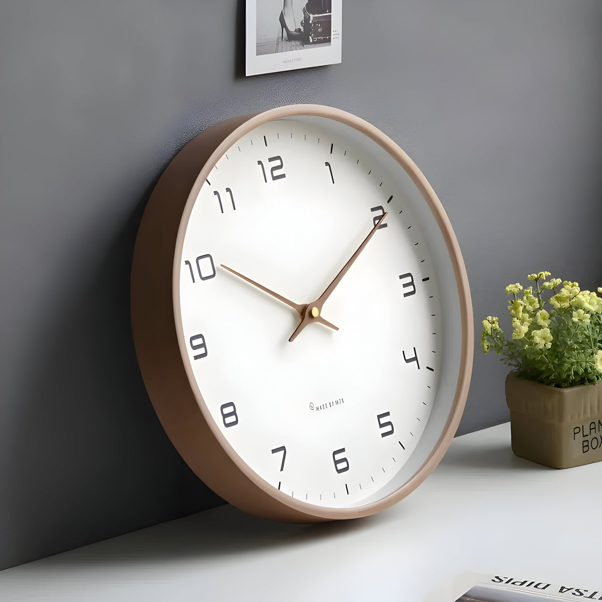 Stillegående Tre Veggklokke | Moderne Rundt Design – bilde 2 | Nordisk Harmoni